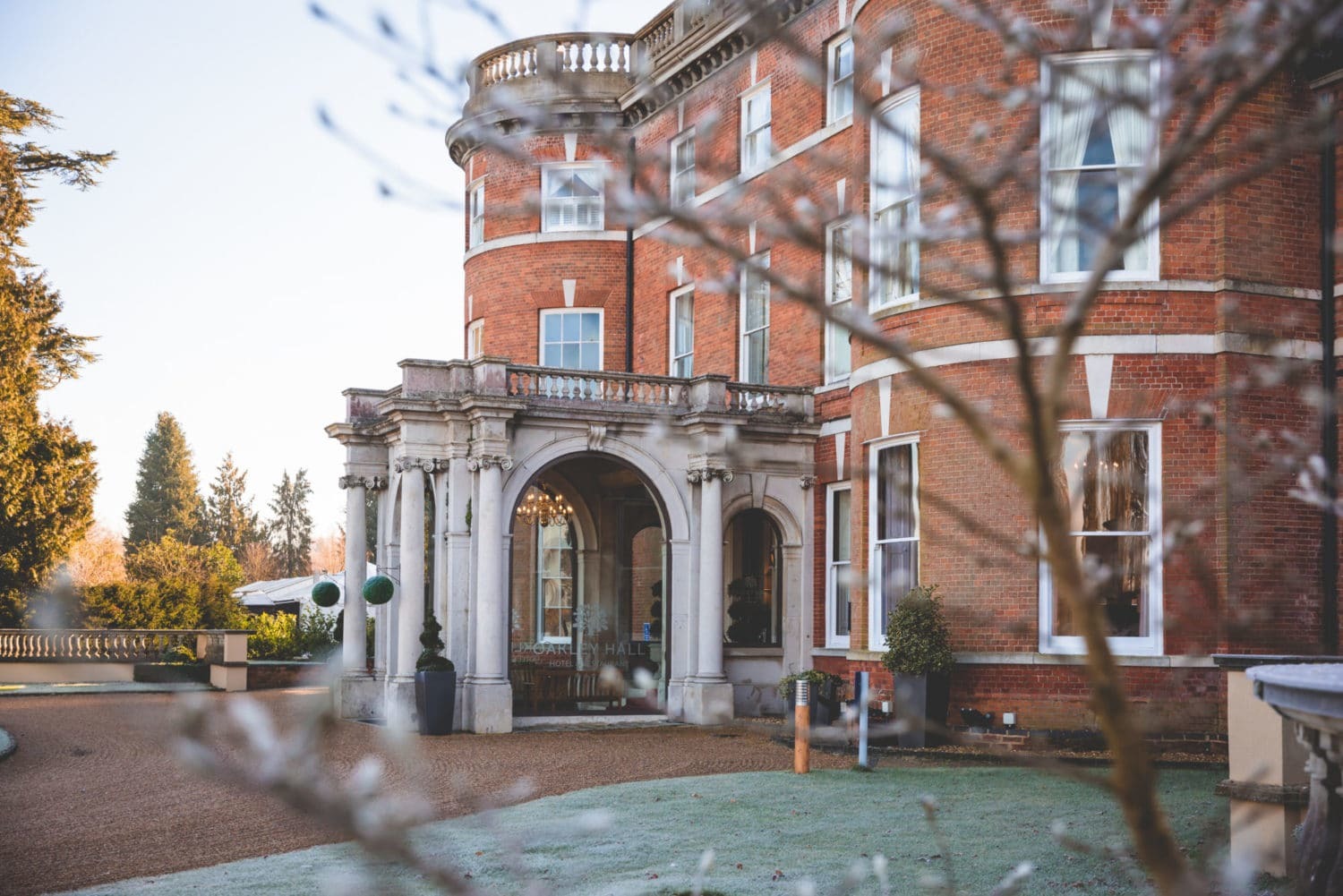Oakley Hall Hotel Бейсінгсток Екстер'єр фото
